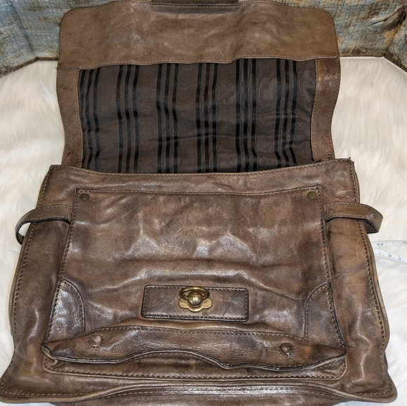 Frye Cameron Distressed Leather Messenger Satchel Bag - Picture 3 of 14